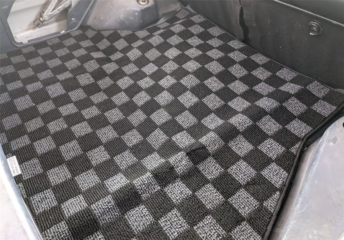 P2M TOYOTA COROLLA AE86 (HATCH) REAR TRUNK MAT : DARK GREY