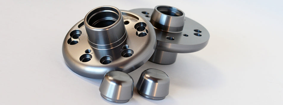 Front Billet Racing Hubs for Converting to AE86 Strut Casings